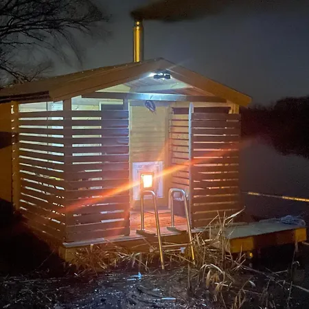 Gæstehus Tawerna Portowa Uraz (Trzebnica)